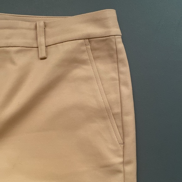 Ralph Lauren tailored slim fit short. A classic. Like new. No tags.Unused. - Picture 5 of 9